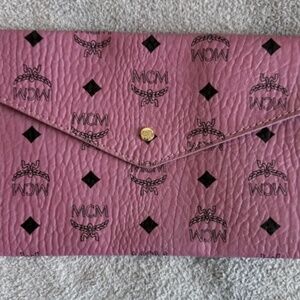 NWOT MCM Logo Pink  Envelope Pouch / Clutch Novelty / VIP / GWP
